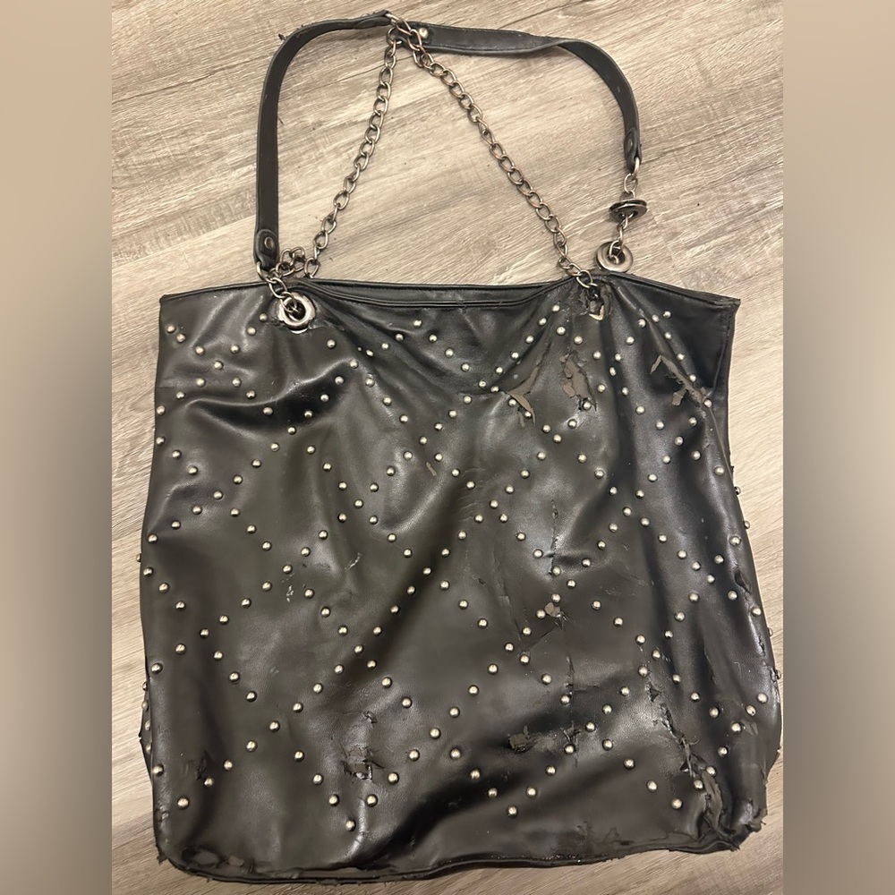 Studded tote bag *Free with bundle 5+!!!*